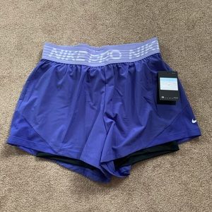 Women’s Nike Pro 2 in 1 Shorts
